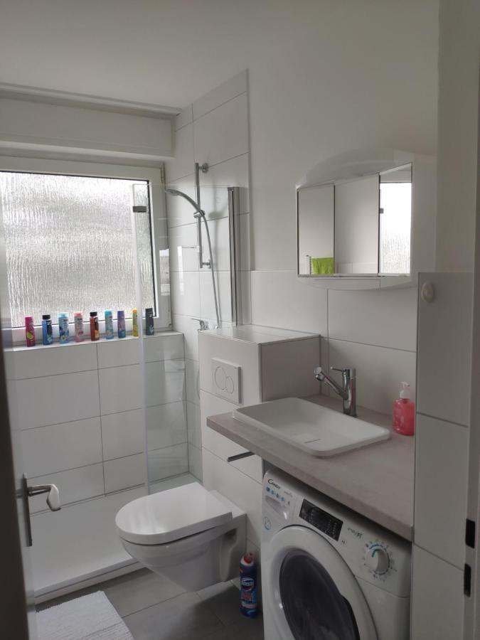 Gemuetliche Wohnung "Charly" Zum Wohlfuehlen Zu Allem Gut Angebunden Paderborn Exterior photo
