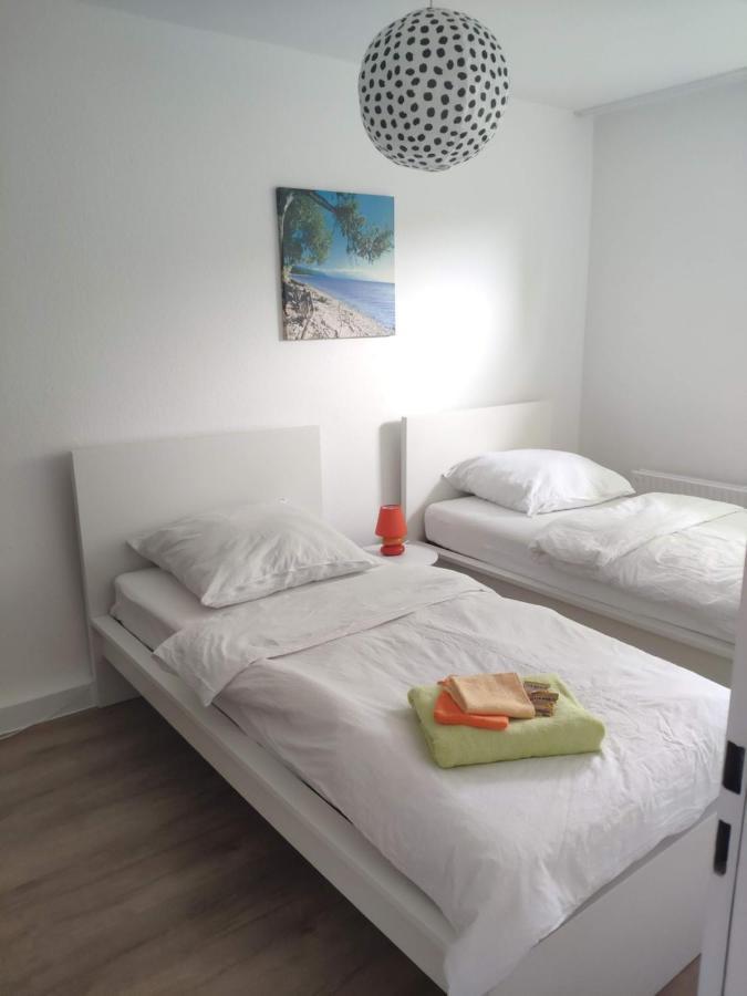 Gemuetliche Wohnung "Charly" Zum Wohlfuehlen Zu Allem Gut Angebunden Paderborn Exterior photo